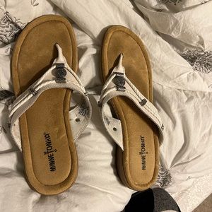 Sandals womens size 9